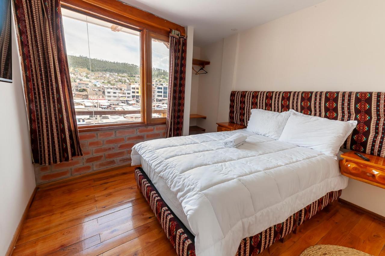 Los Ponchos Inn Apartasuite Otavalo Esterno foto